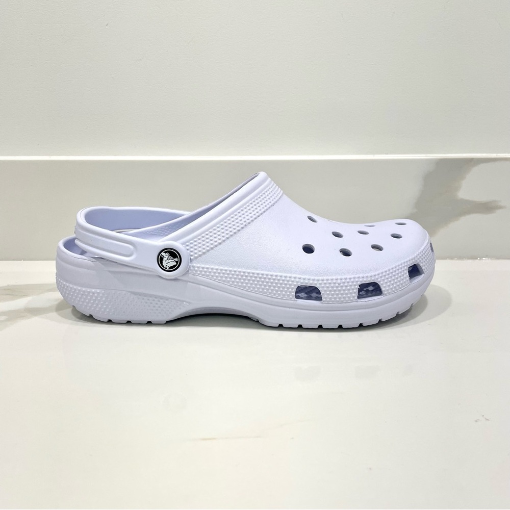 NEW Crocs Unisex Classic Clog (size 11)